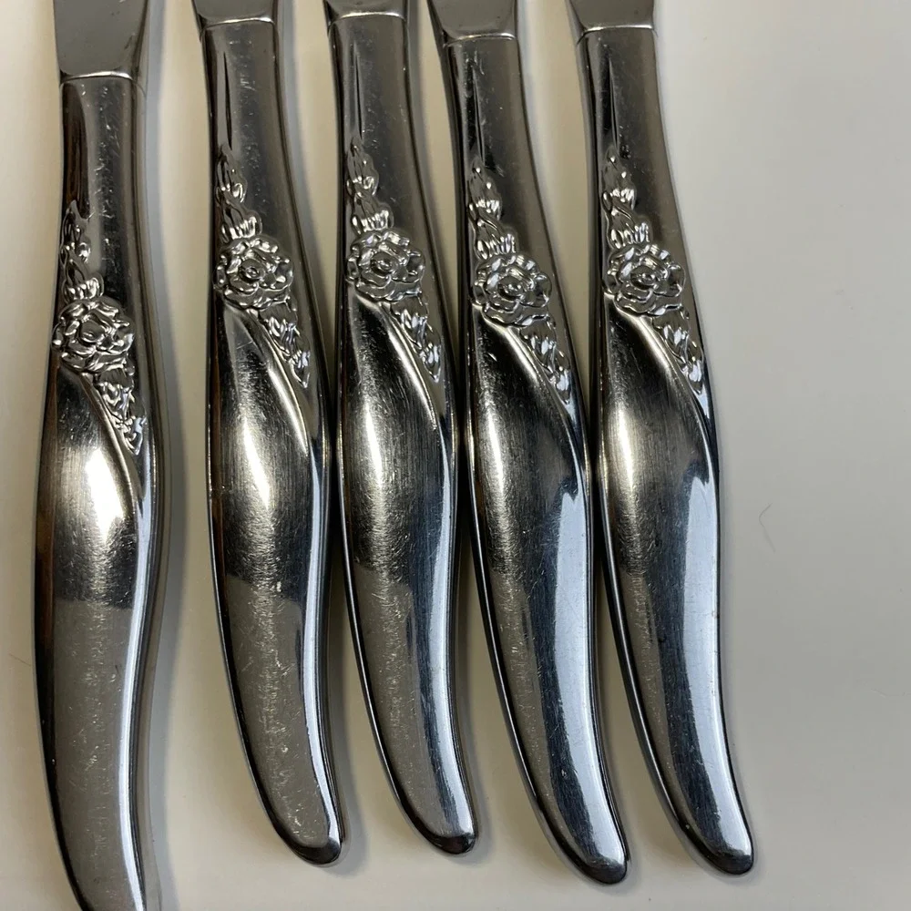 Oneida Wm A Rogers La Rose Stainless Flatware Set 5 Knives 1 Fork Vintage Floral